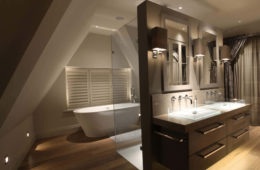 bathroom light fixtures