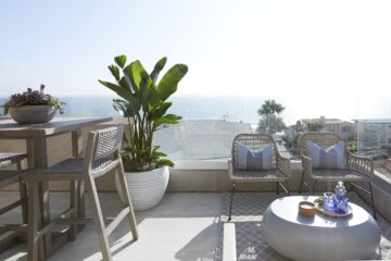 Balcony Breakfast Nook Ideas