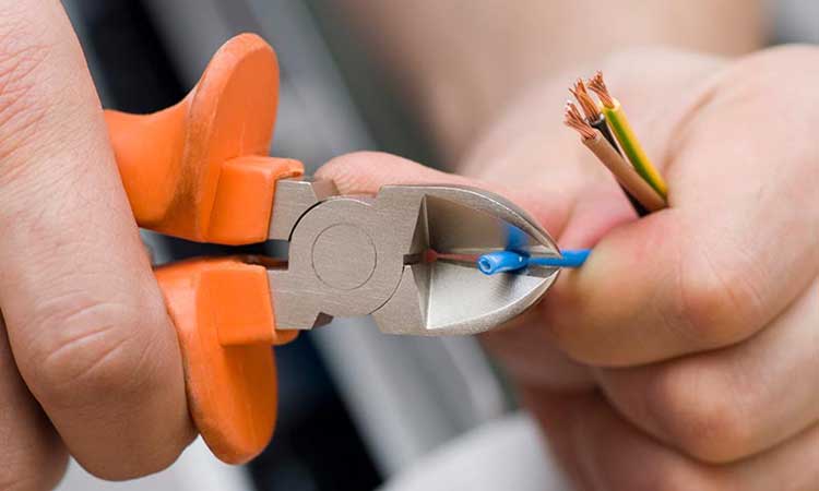 Electrical Safety Tips for DIY Home Renovations 