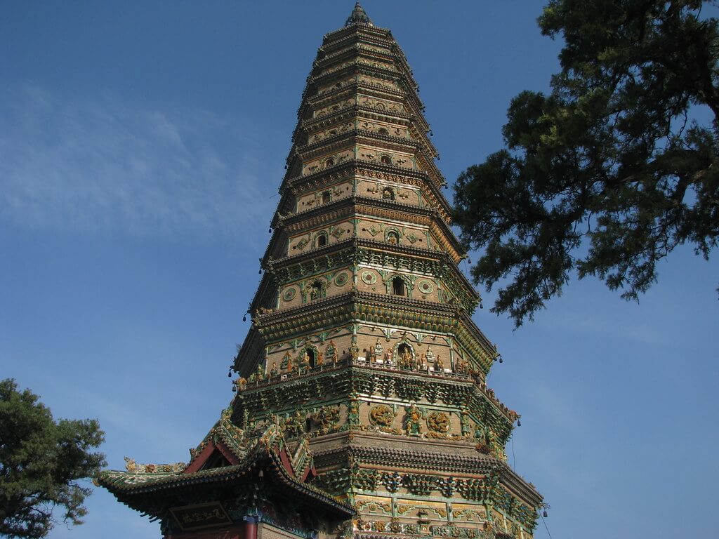 Feihong Flying Rainbow Pagoda