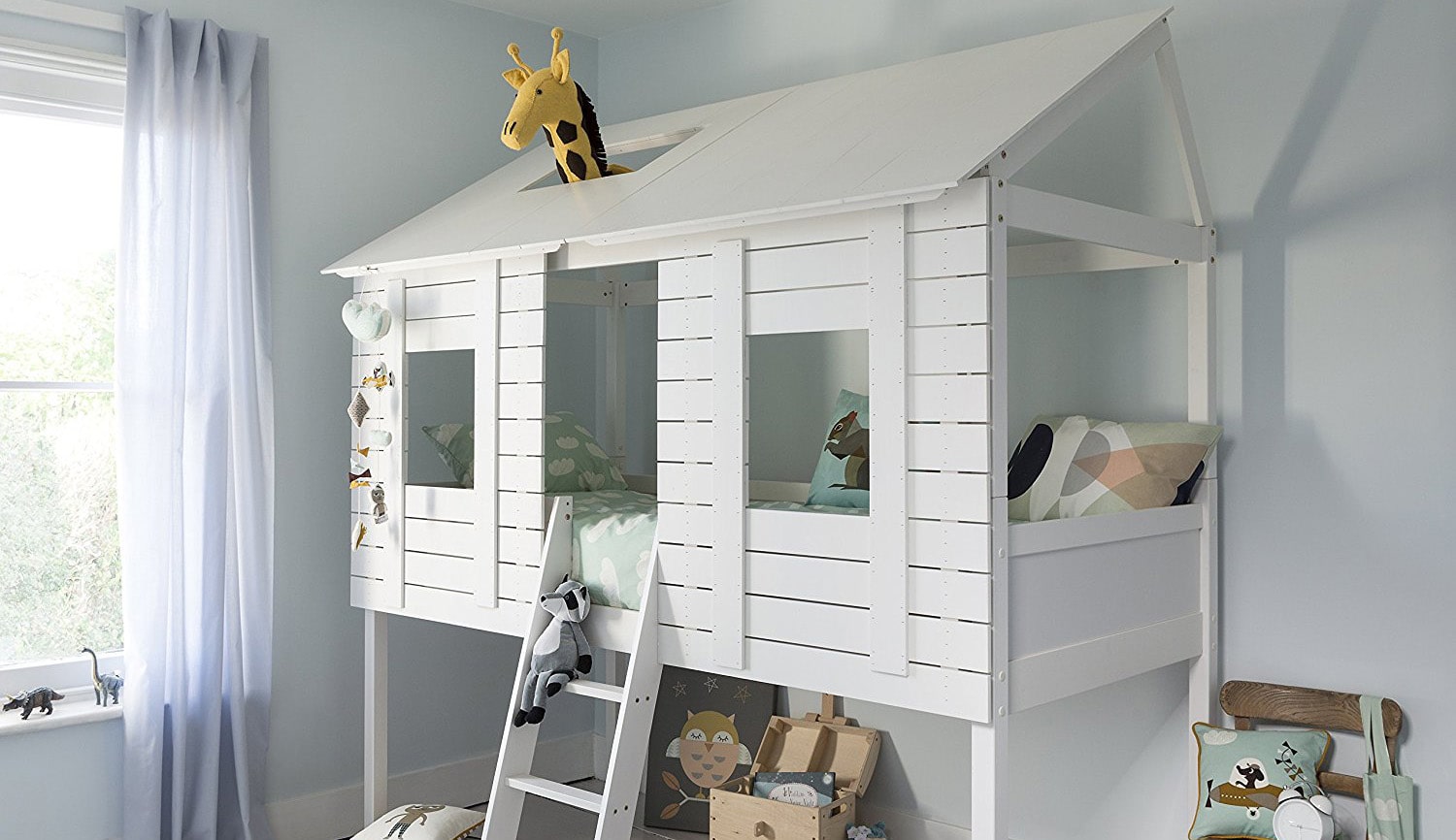  Modern Kid's Cabin Bed Designs