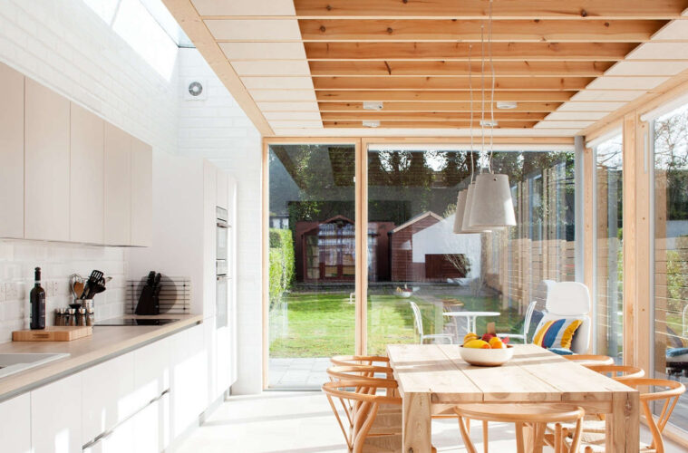 Outdoor Vs. Indoor Kitchens